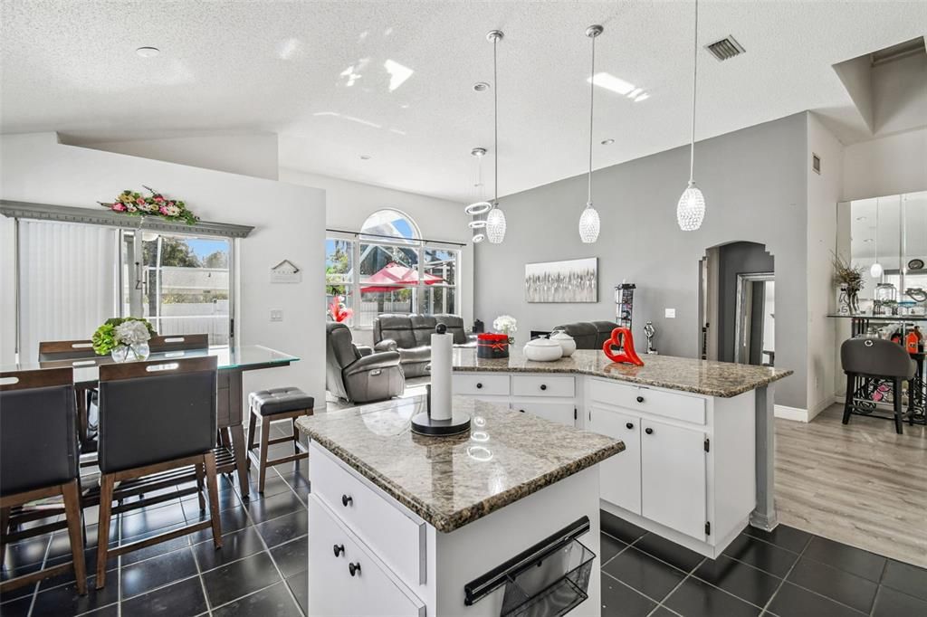 For Sale: $418,900 (3 beds, 2 baths, 1482 Square Feet)