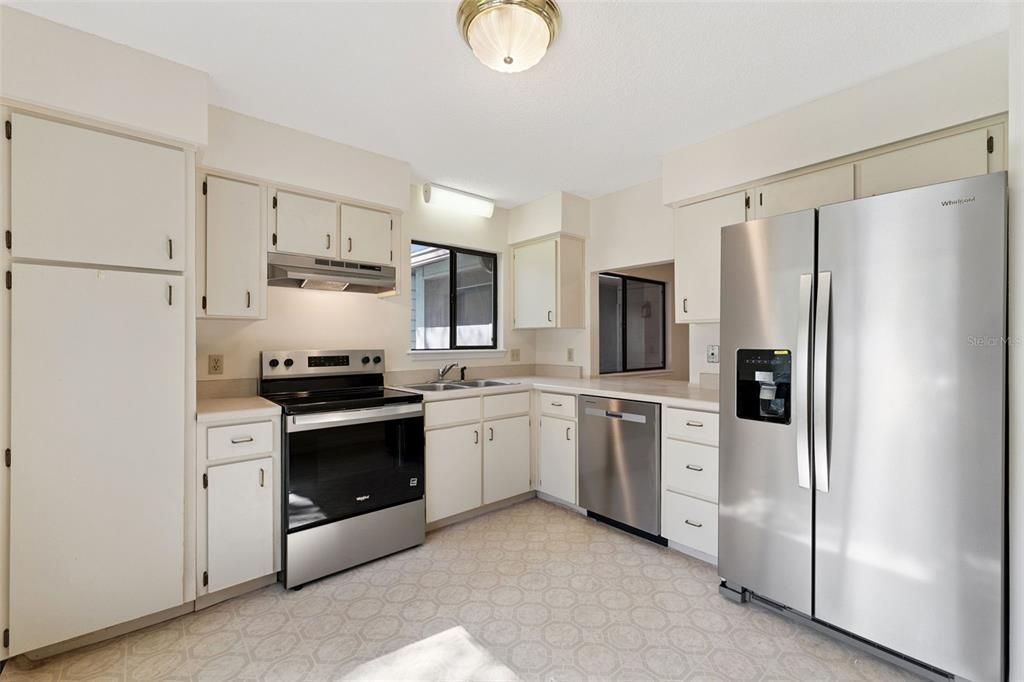 En Venta: $238,000 (2 camas, 2 baños, 1248 Pies cuadrados)