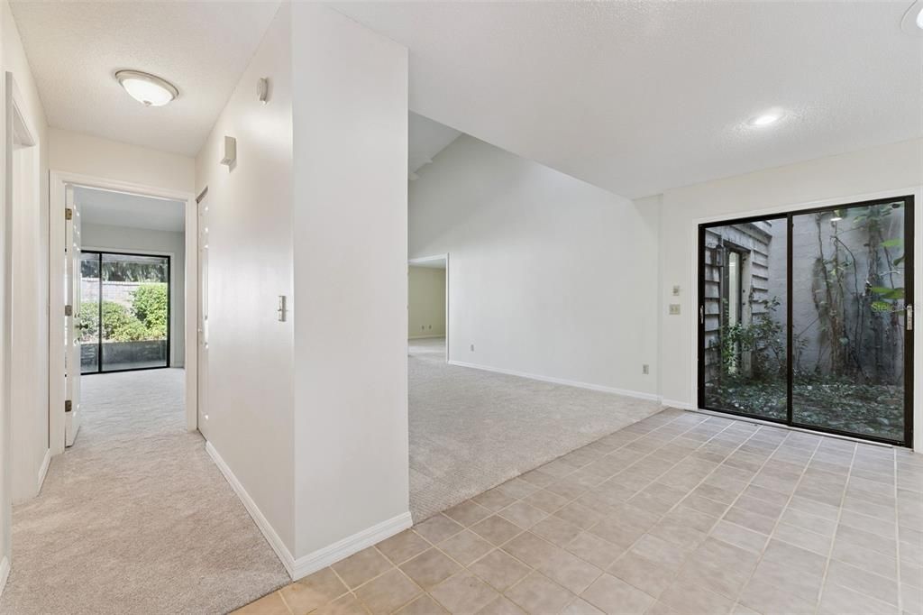 En Venta: $238,000 (2 camas, 2 baños, 1248 Pies cuadrados)