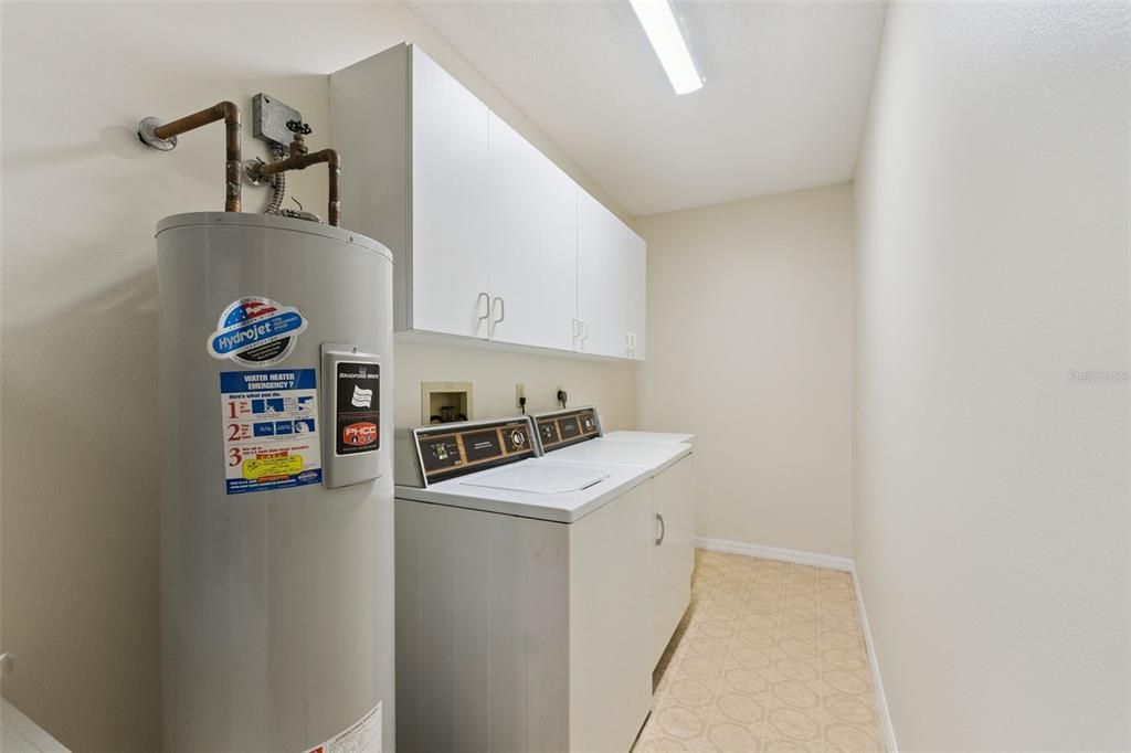 En Venta: $238,000 (2 camas, 2 baños, 1248 Pies cuadrados)