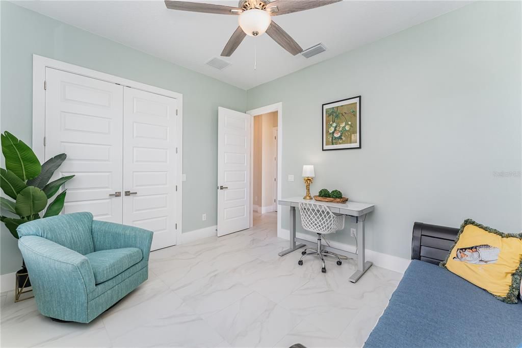 На продажу: $529,900 (3 спален, 2 ванн, 2046 Квадратных фут)