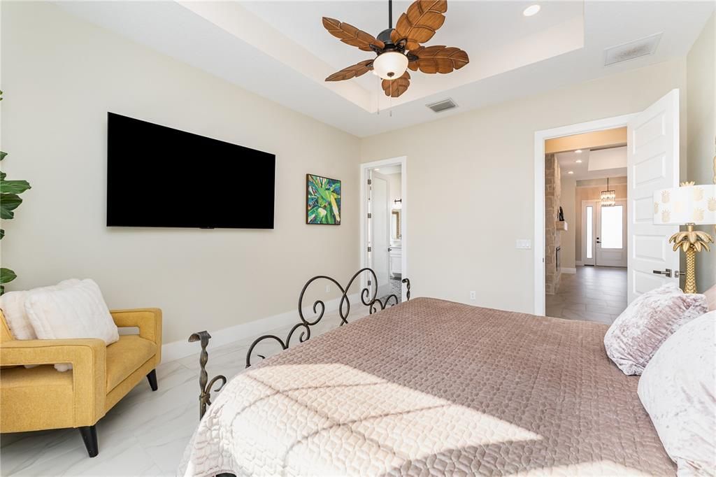 На продажу: $529,900 (3 спален, 2 ванн, 2046 Квадратных фут)