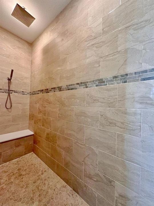 На продажу: $529,900 (3 спален, 2 ванн, 2046 Квадратных фут)