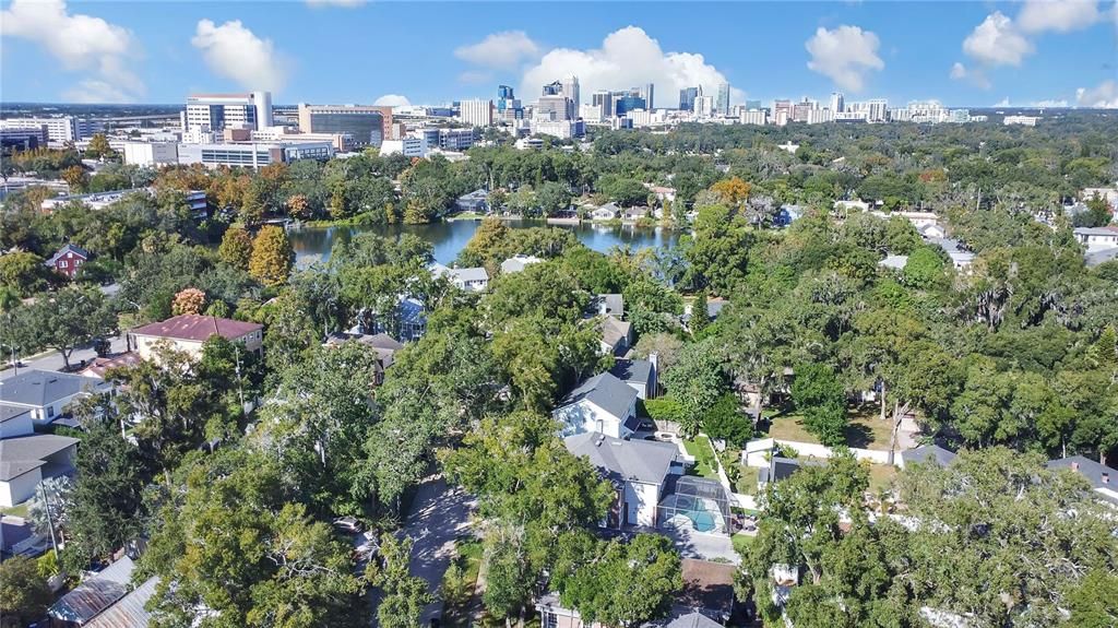 合同活跃: $925,000 (4 贝兹, 3 浴室, 3175 平方英尺)