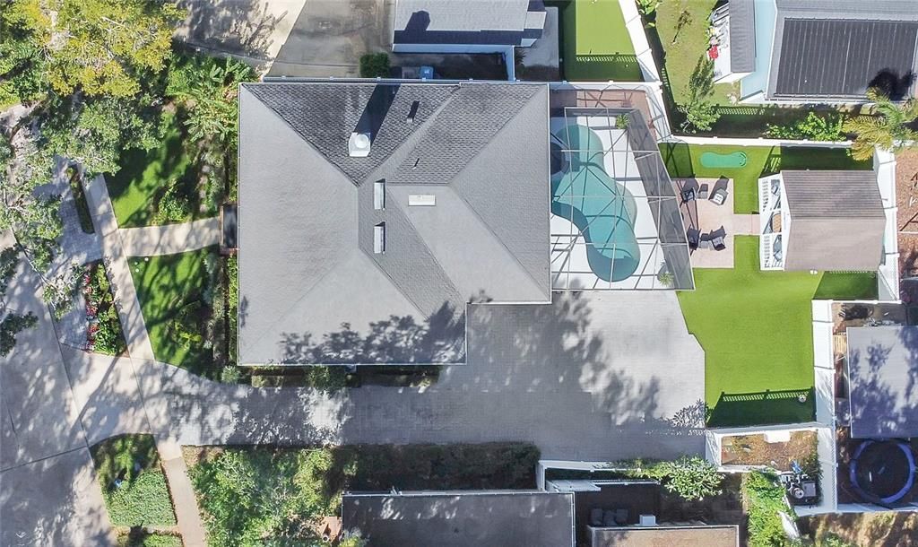 合同活跃: $925,000 (4 贝兹, 3 浴室, 3175 平方英尺)