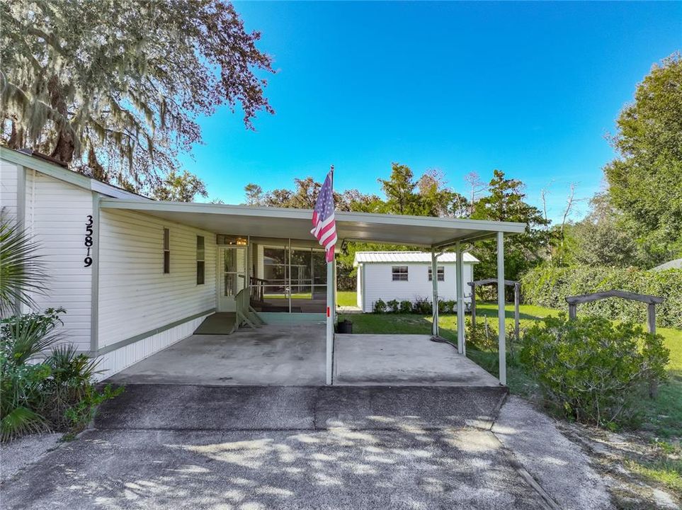 待售: $199,000 (2 贝兹, 2 浴室, 980 平方英尺)