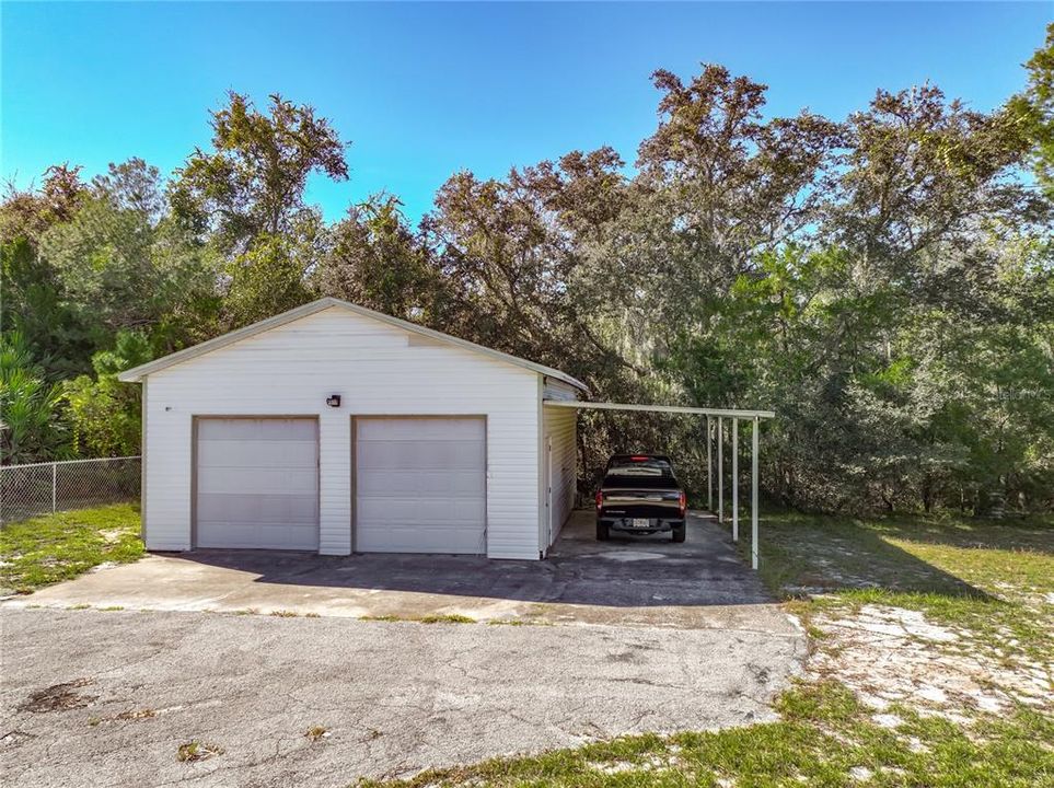 待售: $199,000 (2 贝兹, 2 浴室, 980 平方英尺)