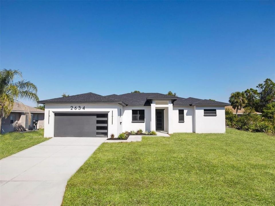 For Sale: $460,000 (4 beds, 2 baths, 2158 Square Feet)