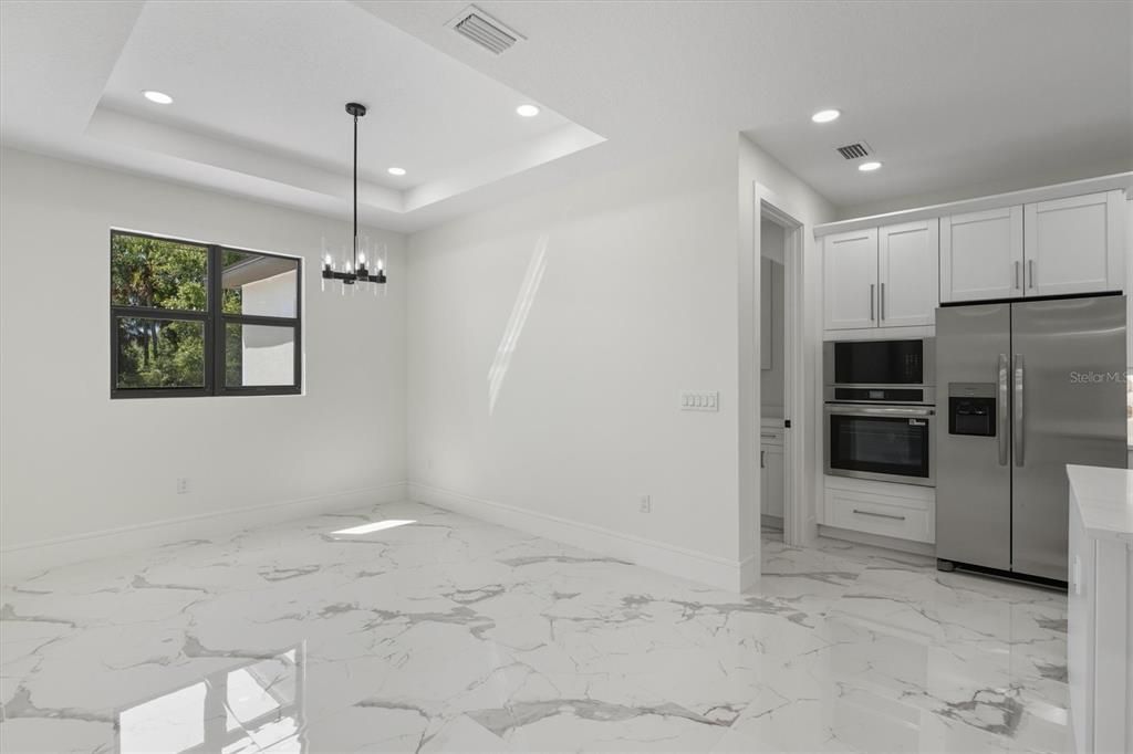 For Sale: $460,000 (4 beds, 2 baths, 2158 Square Feet)