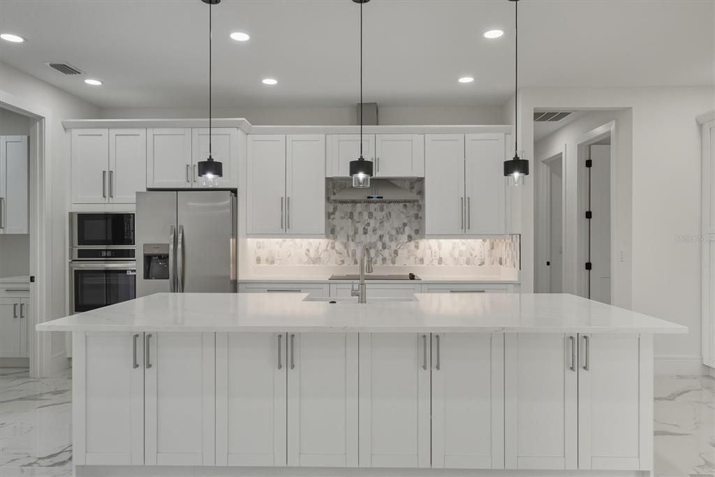 For Sale: $460,000 (4 beds, 2 baths, 2158 Square Feet)