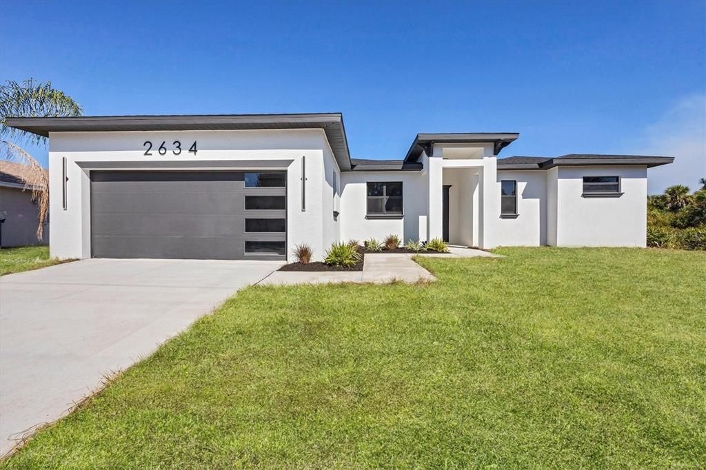 For Sale: $460,000 (4 beds, 2 baths, 2158 Square Feet)