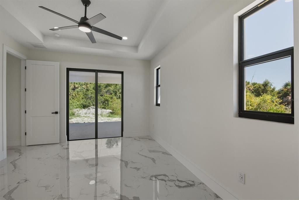 For Sale: $460,000 (4 beds, 2 baths, 2158 Square Feet)