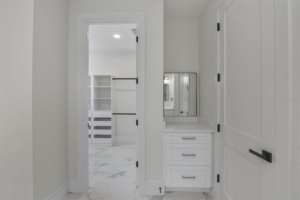 For Sale: $460,000 (4 beds, 2 baths, 2158 Square Feet)