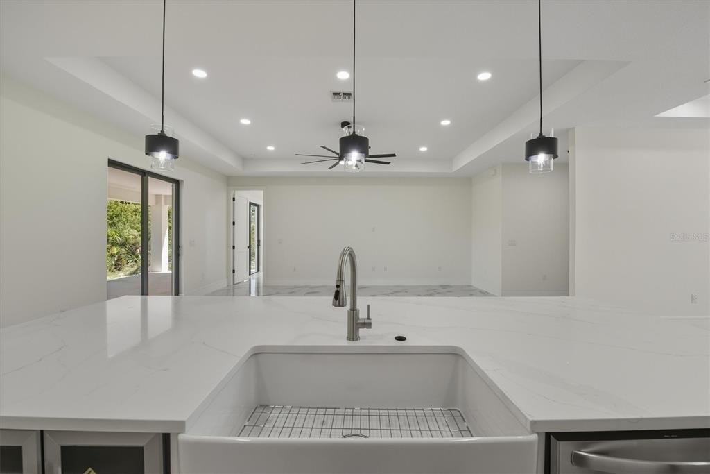 For Sale: $460,000 (4 beds, 2 baths, 2158 Square Feet)