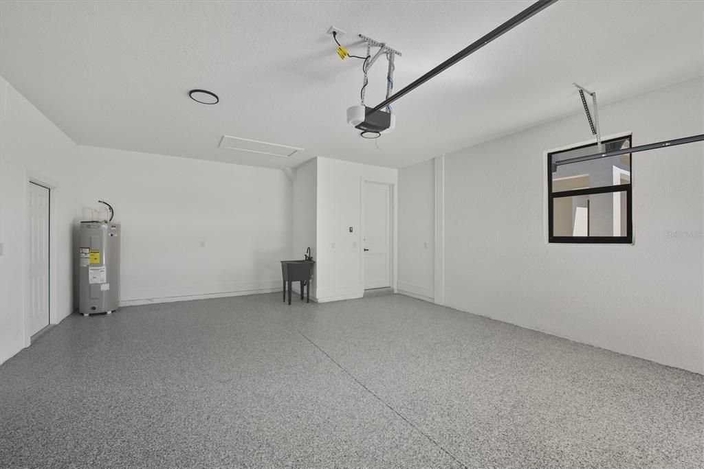 For Sale: $460,000 (4 beds, 2 baths, 2158 Square Feet)