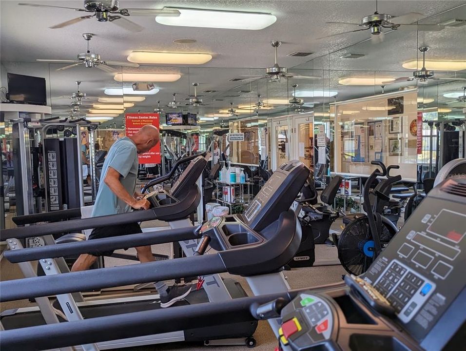 For Sale: $239,900 (3 beds, 2 baths, 1699 Square Feet)