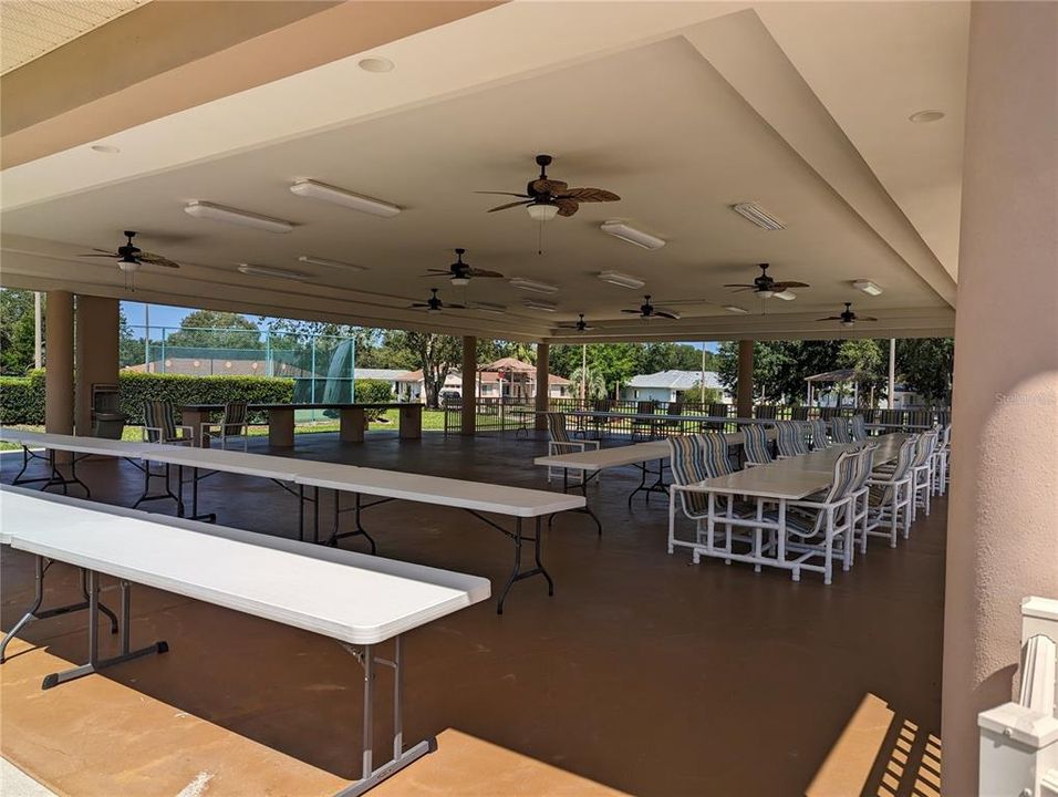 For Sale: $239,900 (3 beds, 2 baths, 1699 Square Feet)