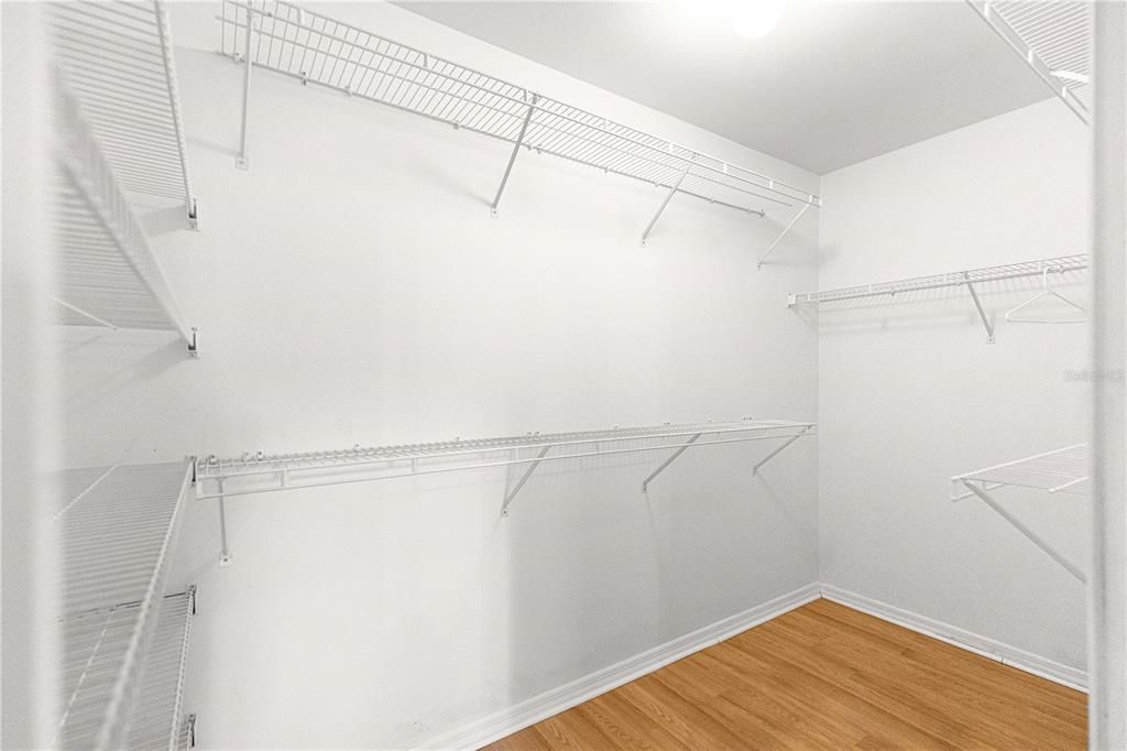 For Sale: $239,900 (3 beds, 2 baths, 1699 Square Feet)