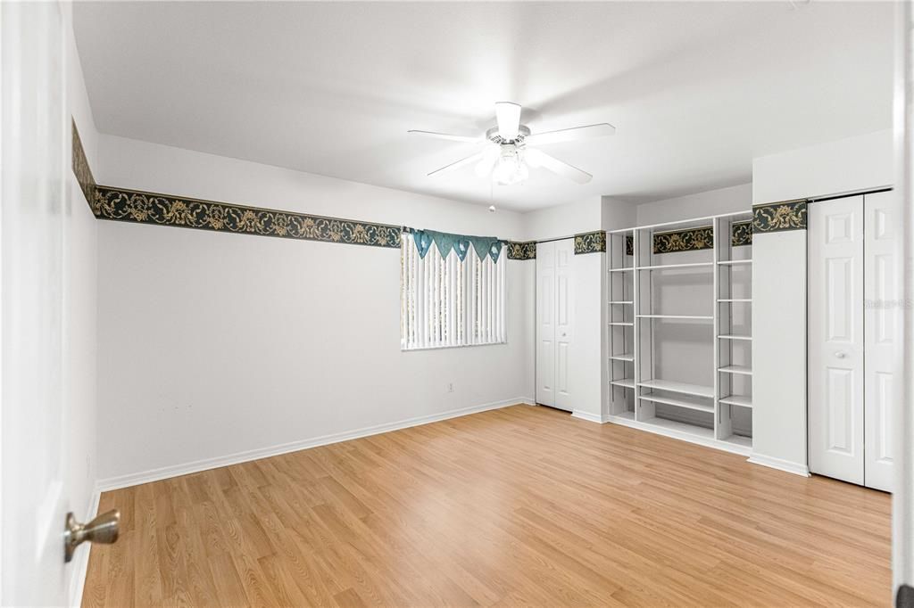 For Sale: $239,900 (3 beds, 2 baths, 1699 Square Feet)