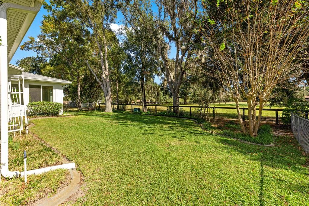 For Sale: $239,900 (3 beds, 2 baths, 1699 Square Feet)