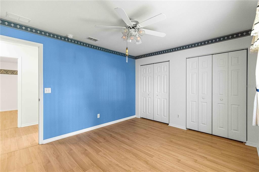 For Sale: $239,900 (3 beds, 2 baths, 1699 Square Feet)