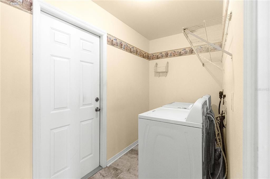 For Sale: $239,900 (3 beds, 2 baths, 1699 Square Feet)