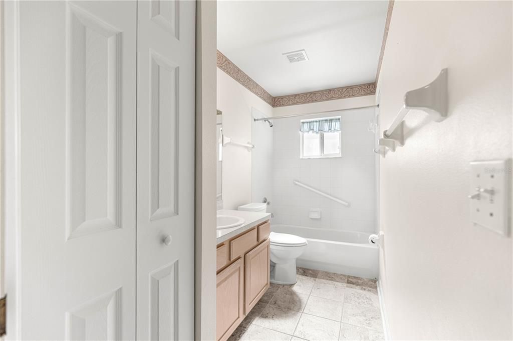 For Sale: $239,900 (3 beds, 2 baths, 1699 Square Feet)