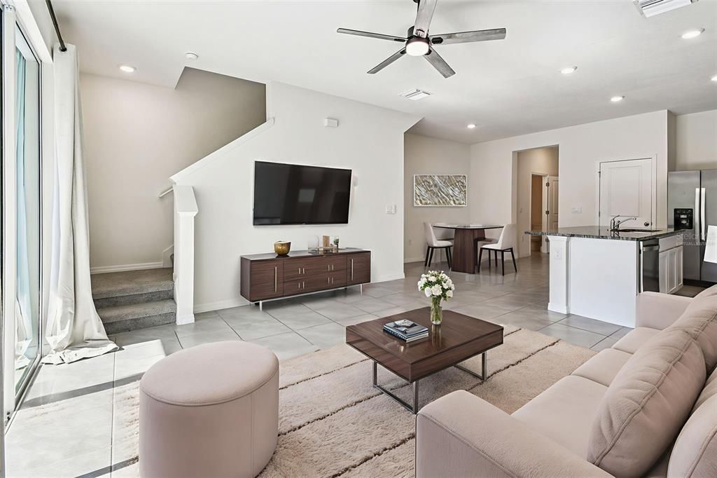 For Rent: $2,000 (3 beds, 2 baths, 1673 Square Feet)