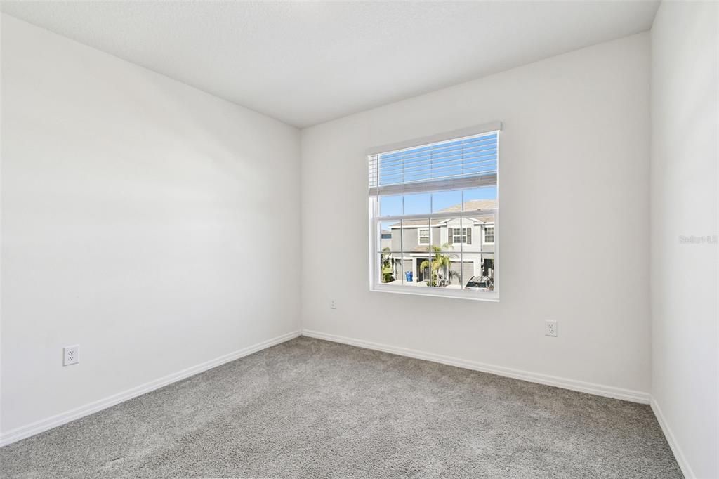 For Rent: $2,000 (3 beds, 2 baths, 1673 Square Feet)