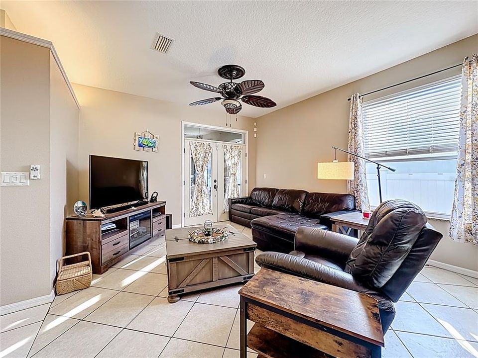 Active With Contract: $330,000 (4 beds, 2 baths, 1550 Square Feet)