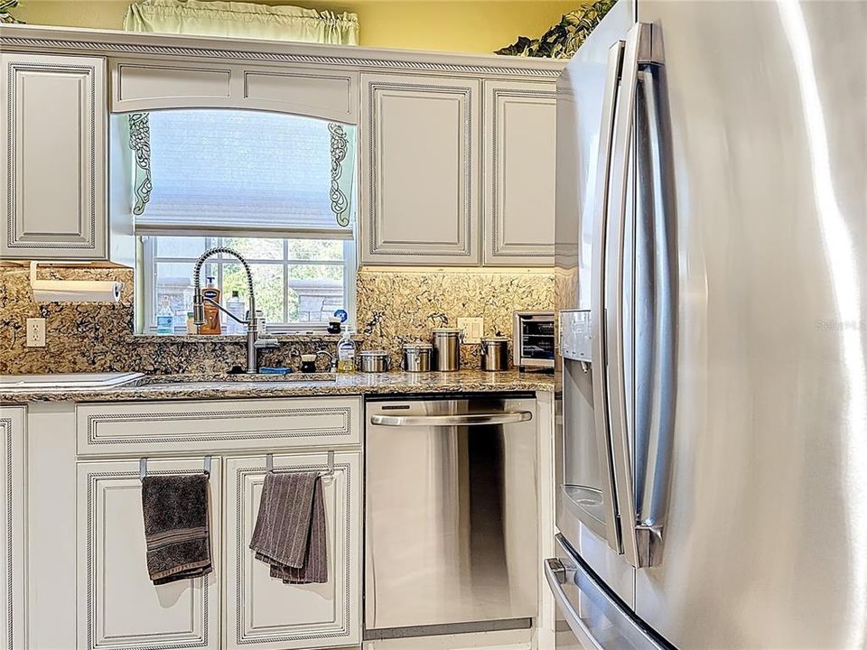 Active With Contract: $330,000 (4 beds, 2 baths, 1550 Square Feet)