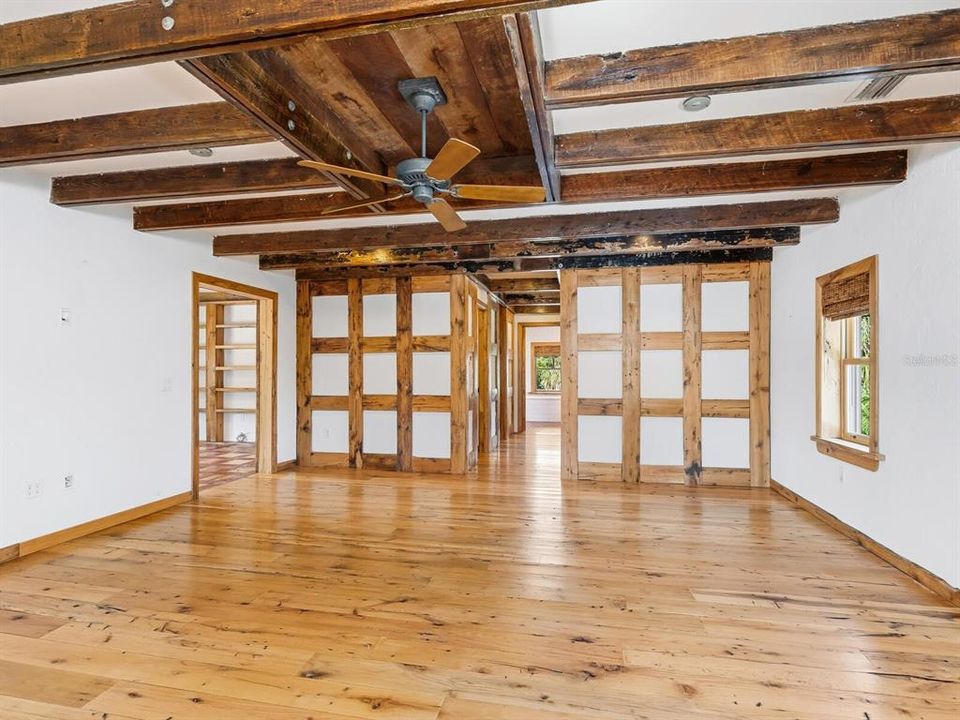 For Sale: $2,050,000 (2 beds, 2 baths, 3913 Square Feet)