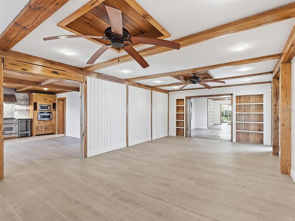 For Sale: $2,050,000 (2 beds, 2 baths, 3913 Square Feet)