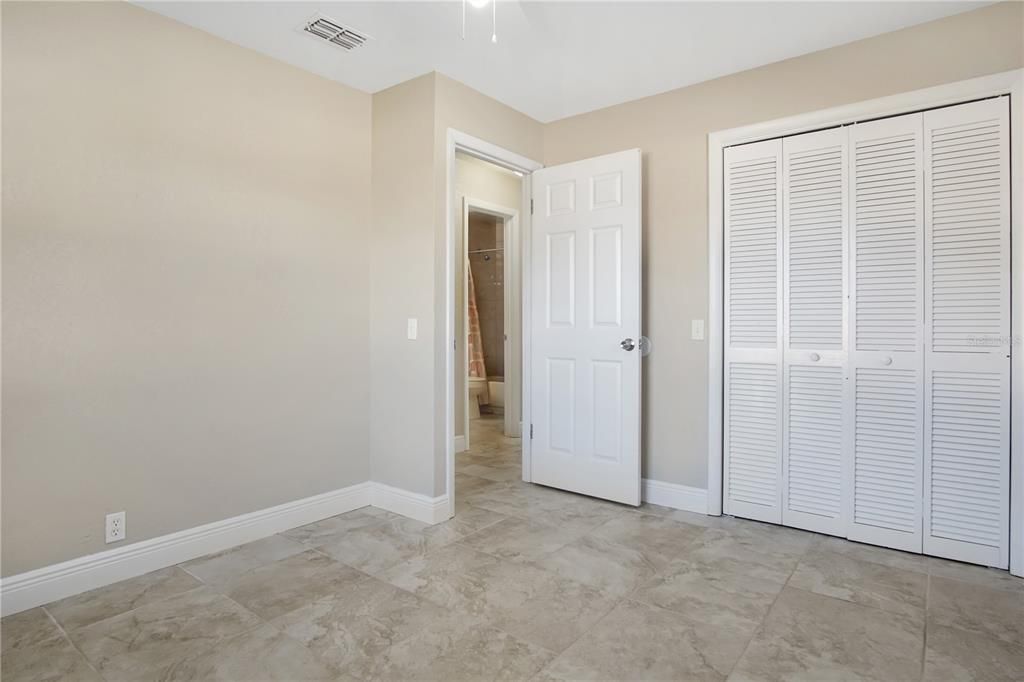 For Rent: $1,495 (2 beds, 2 baths, 1850 Square Feet)