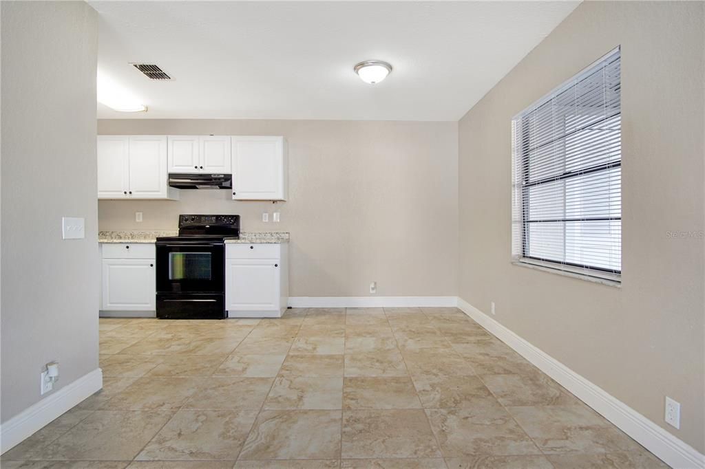 For Rent: $1,495 (2 beds, 2 baths, 1850 Square Feet)