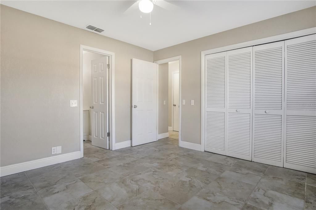 For Rent: $1,495 (2 beds, 2 baths, 1850 Square Feet)