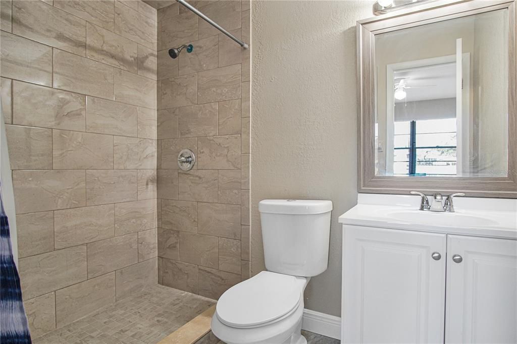 For Rent: $1,495 (2 beds, 2 baths, 1850 Square Feet)