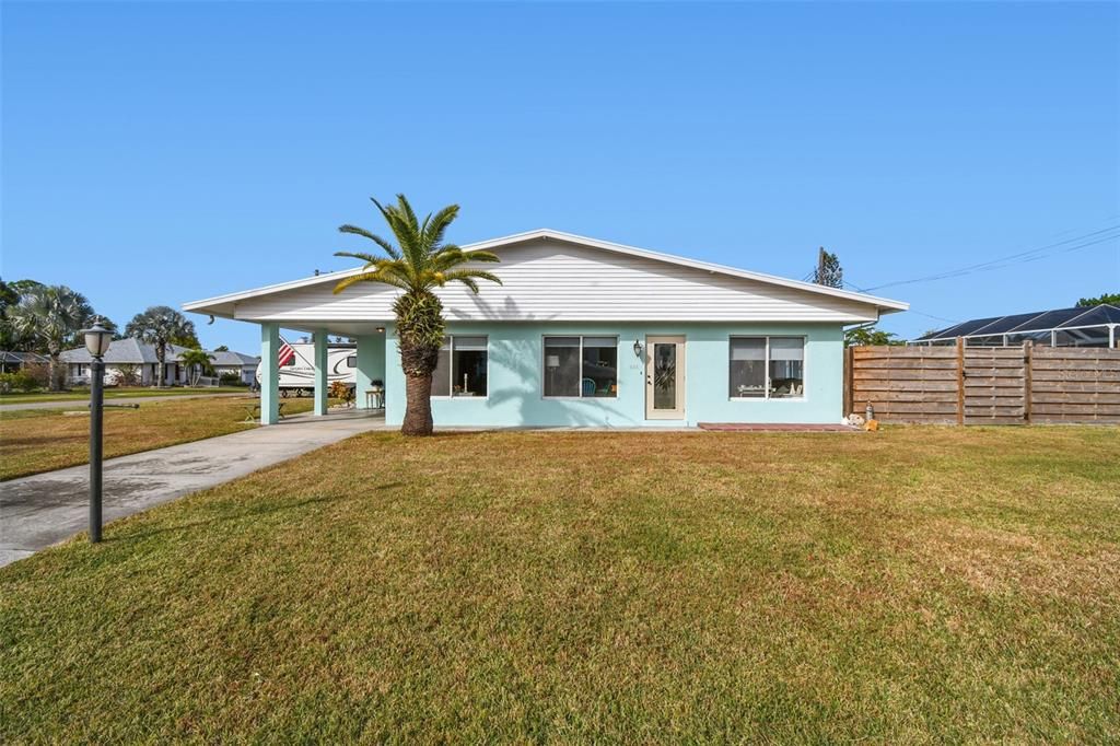 For Sale: $288,500 (2 beds, 1 baths, 1196 Square Feet)