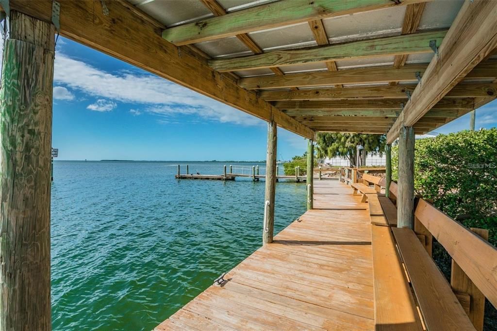 For Sale: $288,500 (2 beds, 1 baths, 1196 Square Feet)