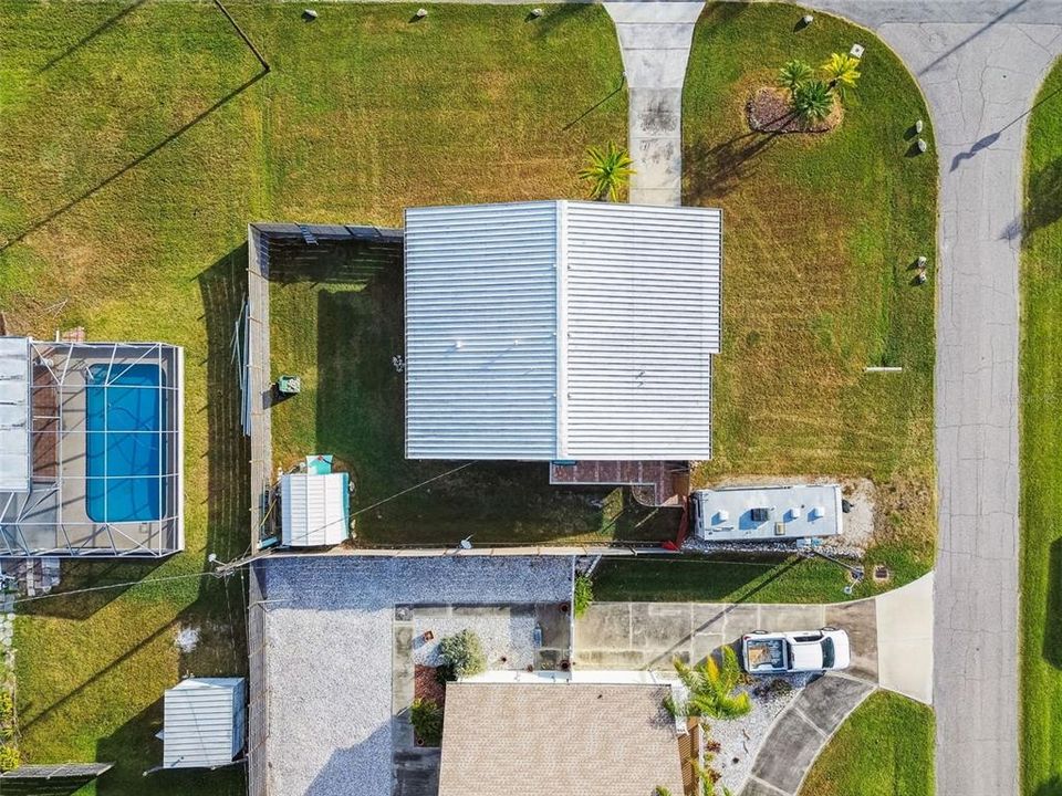 For Sale: $288,500 (2 beds, 1 baths, 1196 Square Feet)