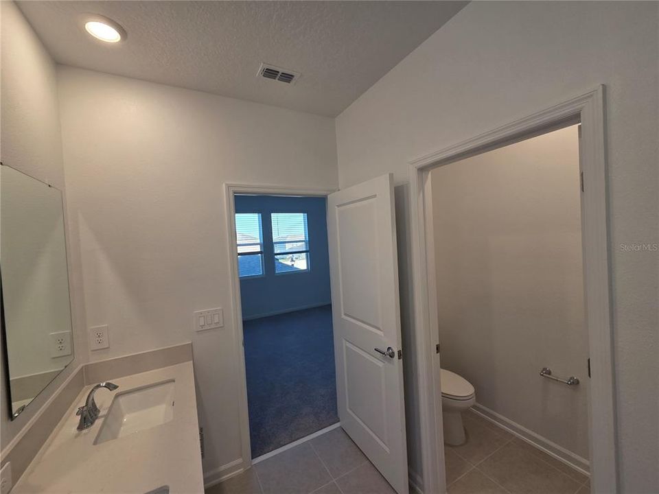 В аренду: $2,750 (4 спален, 3 ванн, 2023 Квадратных фут)