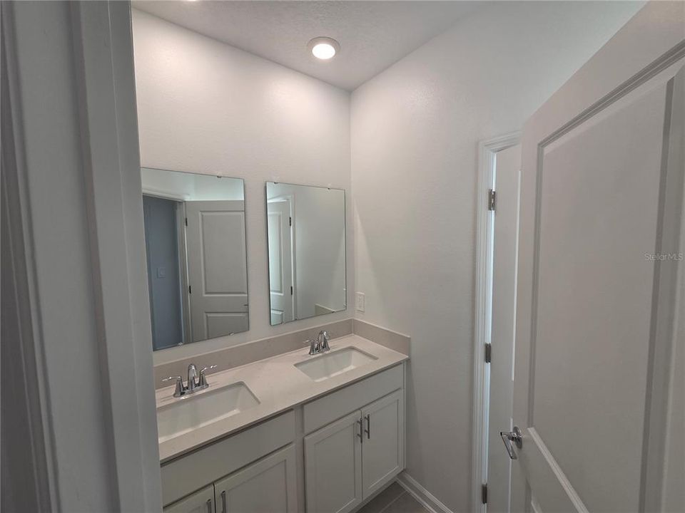 В аренду: $2,750 (4 спален, 3 ванн, 2023 Квадратных фут)