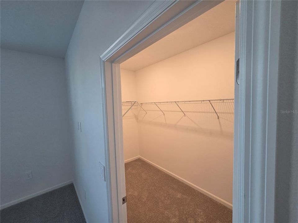 В аренду: $2,750 (4 спален, 3 ванн, 2023 Квадратных фут)