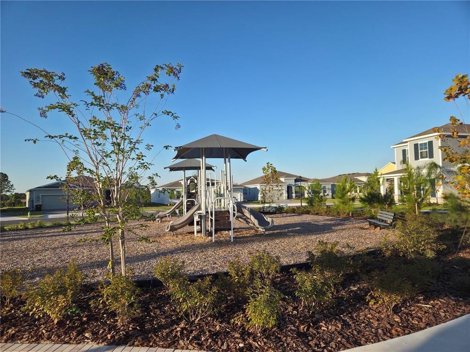 В аренду: $2,750 (4 спален, 3 ванн, 2023 Квадратных фут)