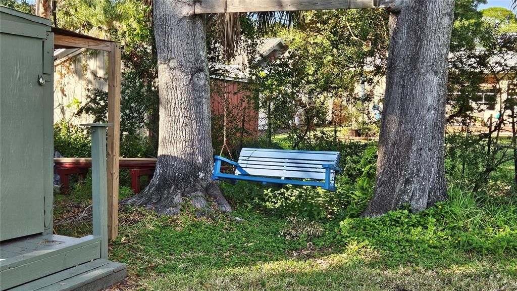 For Sale: $499,000 (3 beds, 1 baths, 1163 Square Feet)