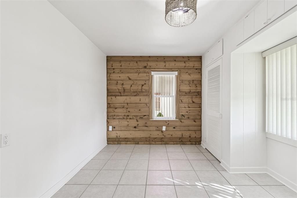 For Sale: $499,000 (3 beds, 1 baths, 1163 Square Feet)