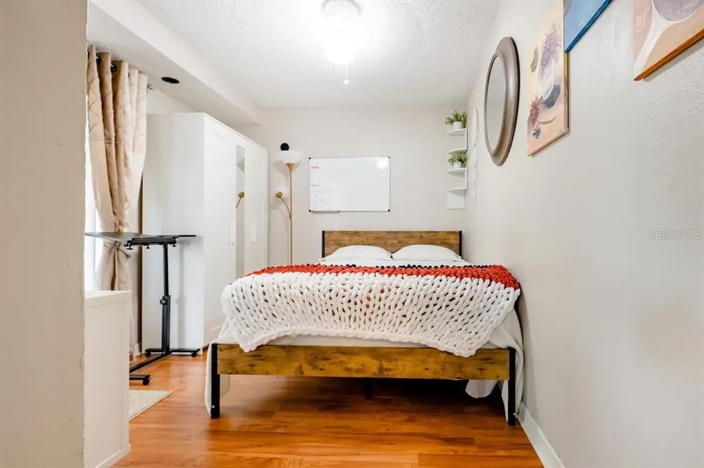 На продажу: $360,000 (3 спален, 2 ванн, 1124 Квадратных фут)