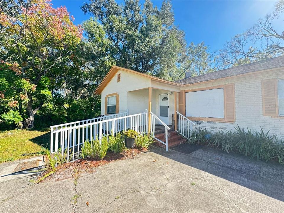 待售: $349,900 (0 贝兹, 0 浴室, 1252 平方英尺)