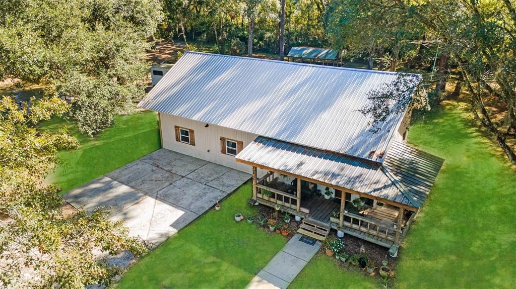 Active With Contract: $544,900 (3 beds, 2 baths, 1816 Square Feet)