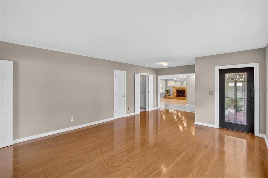 For Rent: $4,500 (3 beds, 2 baths, 2218 Square Feet)